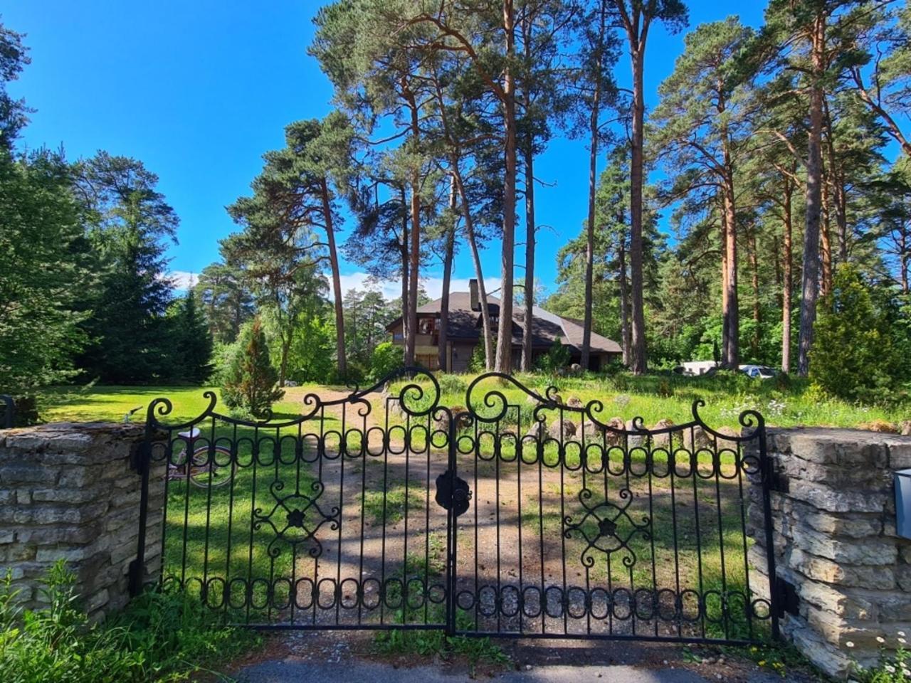 Vabaduse Guesthouse Narva-Jõesuu Екстериор снимка
