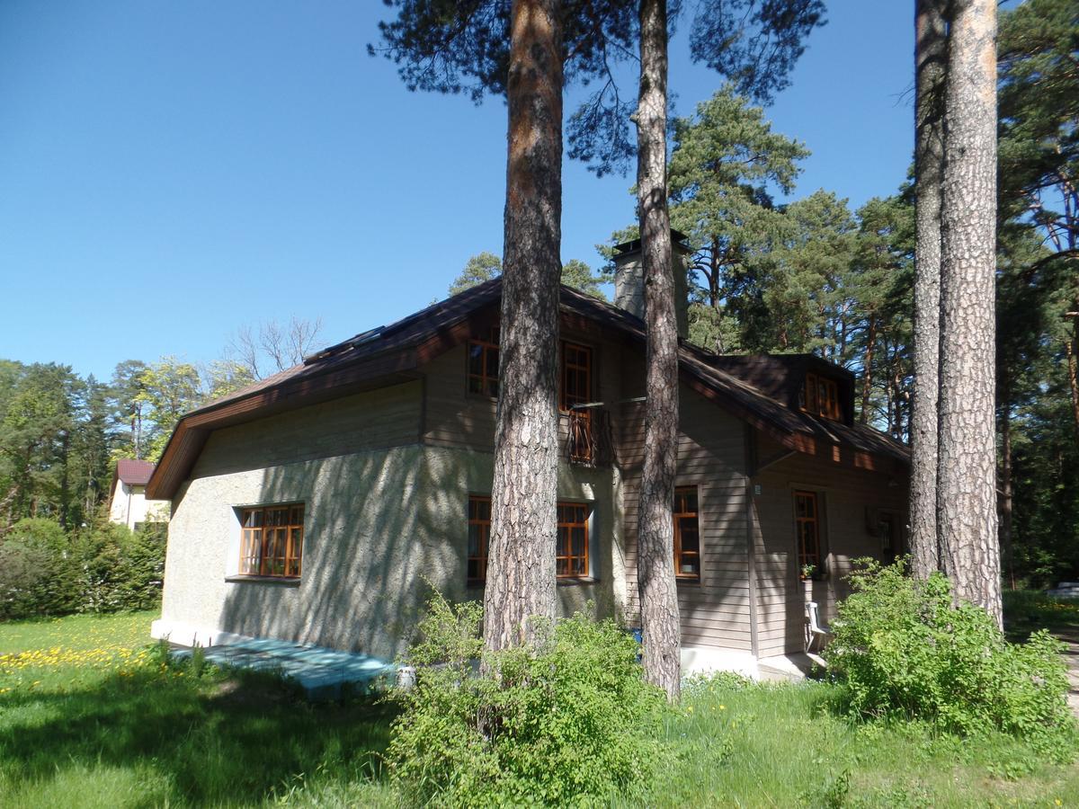 Vabaduse Guesthouse Narva-Jõesuu Екстериор снимка